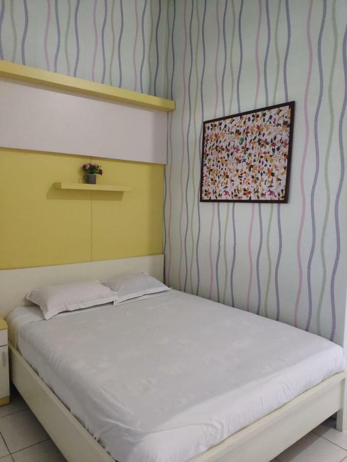 Hotel Boegenviel Syariah Lamongan Екстериор снимка